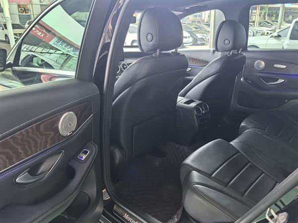 奔驰GLC 2020款 改款 GLC 260 L 4MATIC 豪华型