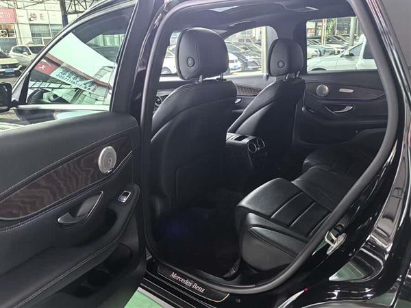 奔驰GLC 2020款 改款 GLC 260 L 4MATIC 豪华型