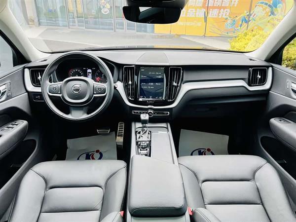 沃尔沃XC60 2019款 T5 四驱智远版 国VI