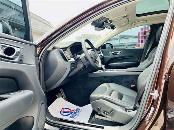 沃尔沃XC60 2019款 T5 四驱智远版 国VI