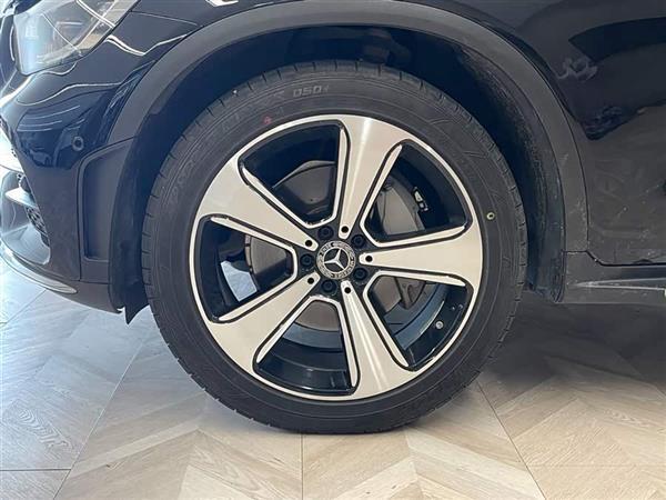 奔驰GLC 2020款 GLC 300 L 4MATIC 豪华型