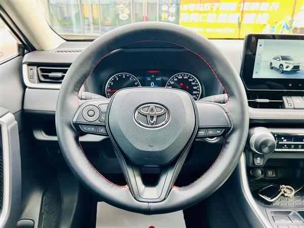 威兰达 2023款 2.0L CVT两驱领先版