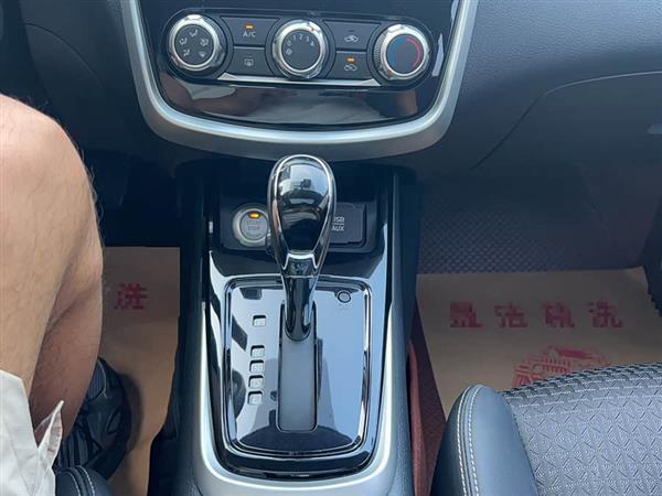 骐达TIIDA 2016款 1.6L CVT智行版