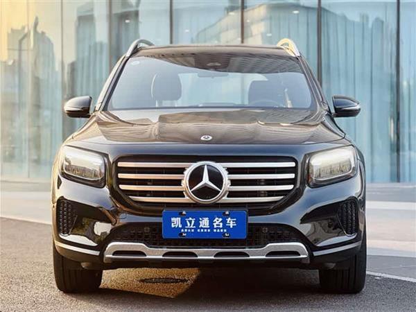 奔驰GLB 2024款 GLB 220 时尚型