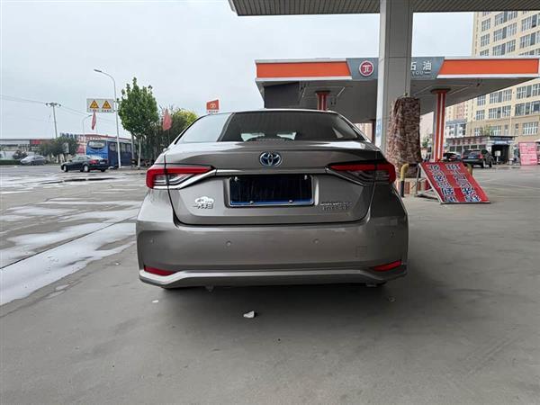卡罗拉 2021款 双擎 1.8L E-CVT精英版