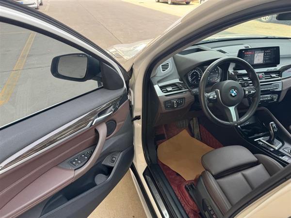 宝马X1 2020款 xDrive25Li 尊享型