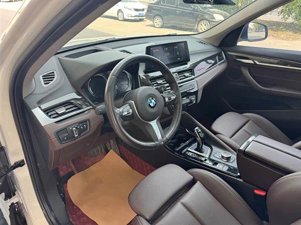 宝马X1 2020款 xDrive25Li 尊享型