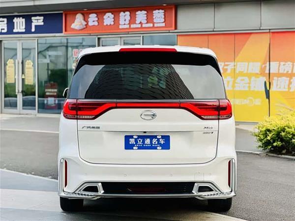 传祺M8 2021款 大师系列 390T 尊贵版