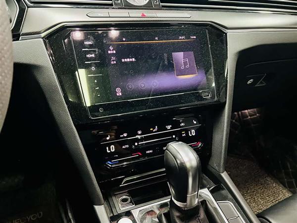 迈腾 2020款 330TSI DSG 领先型
