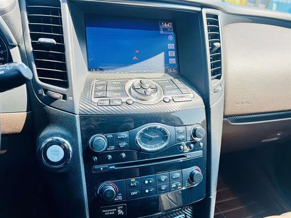 英菲尼迪QX70 2013款 3.7L 标准版