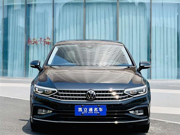 迈腾 2023款 200万辆纪念版 330TSI DSG豪华型
