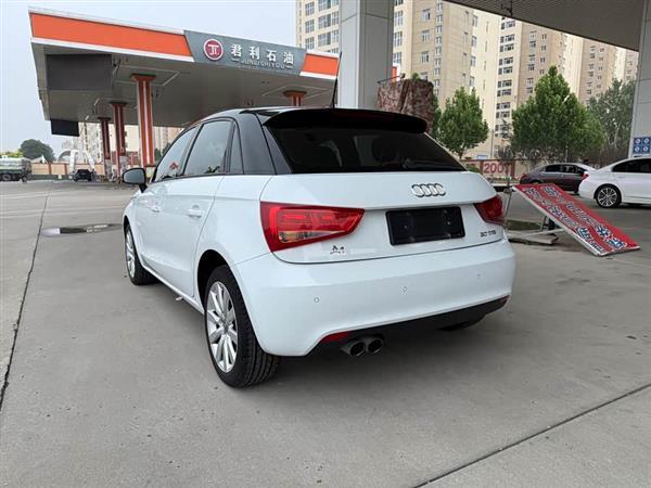 奥迪A1 2014款 30 TFSI Sportback舒适型