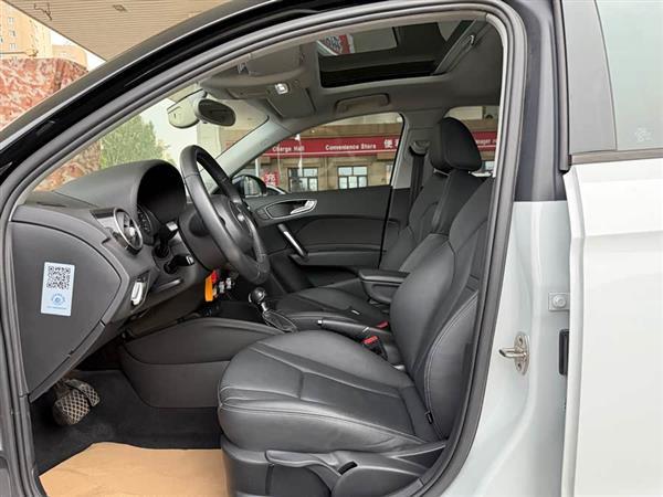 奥迪A1 2014款 30 TFSI Sportback舒适型