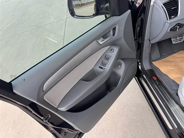 奥迪Q5 2015款 40 TFSI 进取型
