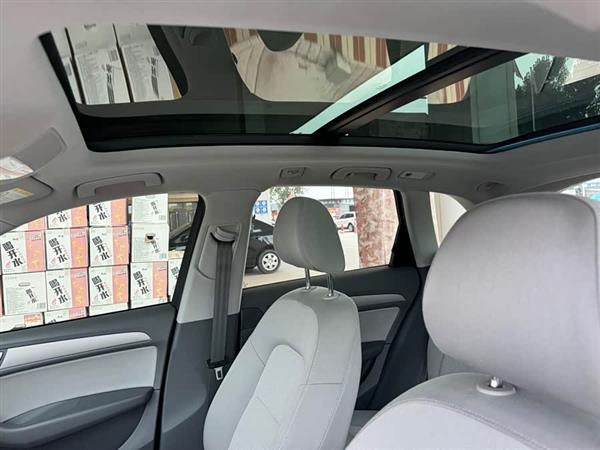 奥迪Q5 2015款 40 TFSI 进取型