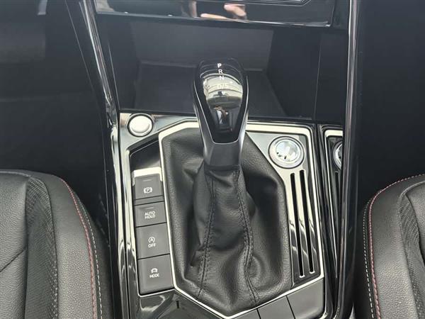 探岳 2020款 330TSI 两驱豪华智联版
