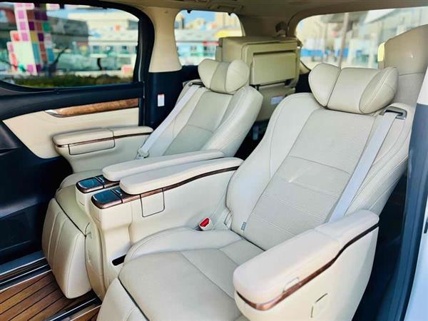 埃尔法 2015款 3.5L 尊贵版
