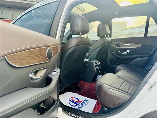 奔驰GLC 2022款 改款 GLC 300 L 4MATIC 动感型臻藏版