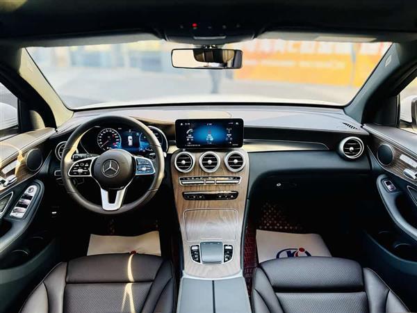 奔驰GLC 2022款 改款 GLC 300 L 4MATIC 动感型臻藏版