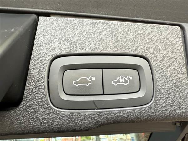 沃尔沃XC60 2019款 T5 四驱智雅豪华版 国V