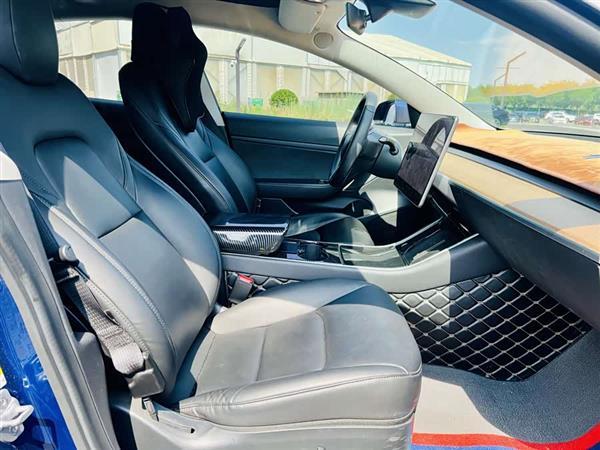 Model 3 2019款 标准续航后驱升级版