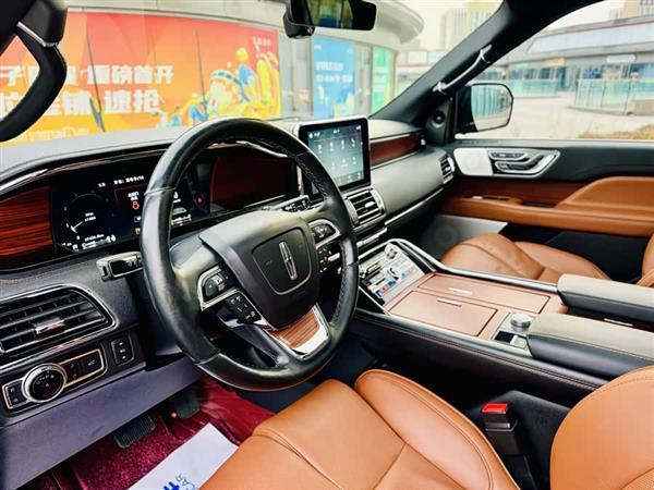 领航员 2019款 3.5T 尊耀版 国VI