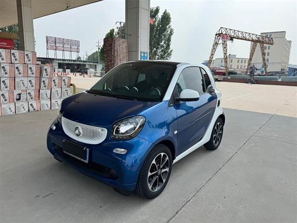 smart fortwo 2015款 1.0L 52千瓦硬顶激情版