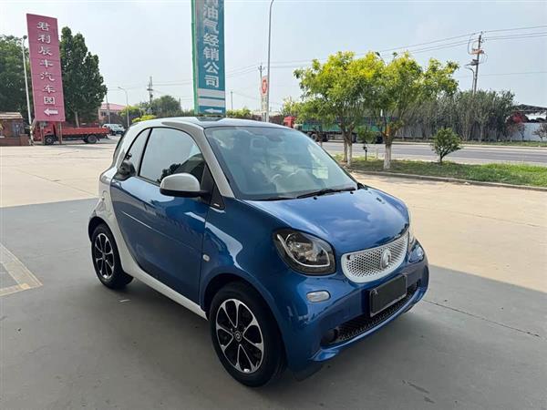 smart fortwo 2015款 1.0L 52千瓦硬顶激情版