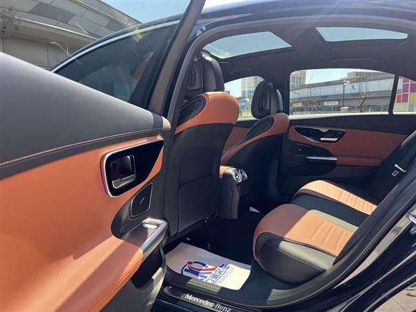 奔驰C级 2022款 C 260 L 运动版