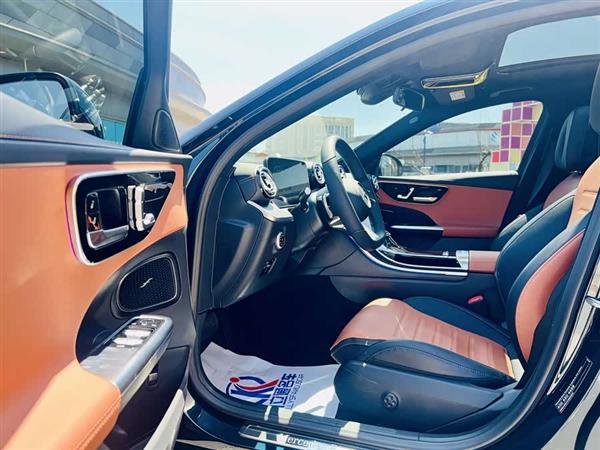 奔驰C级 2022款 C 260 L 运动版