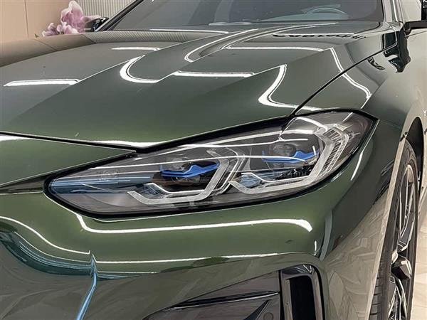 宝马4系 2022款 425i Gran Coupe M运动曜夜套装