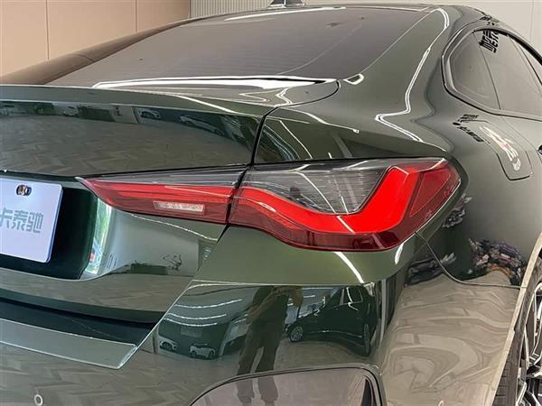 宝马4系 2022款 425i Gran Coupe M运动曜夜套装