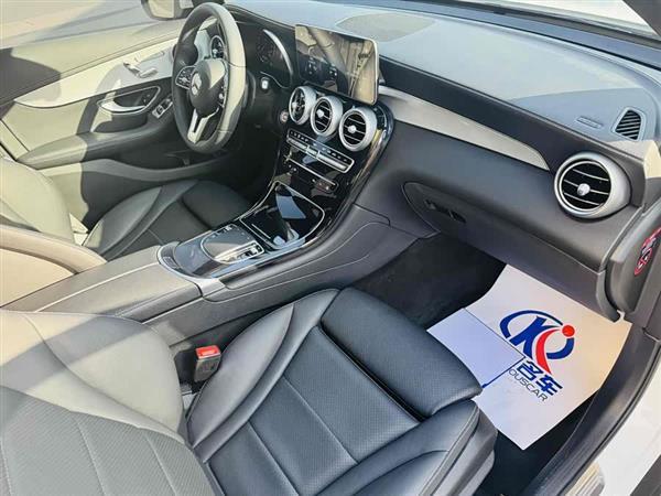 奔驰GLC 2022款 改款三 GLC 260 L 4MATIC 动感型