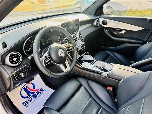 奔驰GLC 2022款 改款三 GLC 260 L 4MATIC 动感型