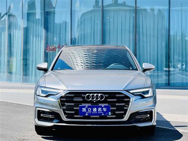 奥迪A6L 2023款 45 TFSI quattro 臻选动感型