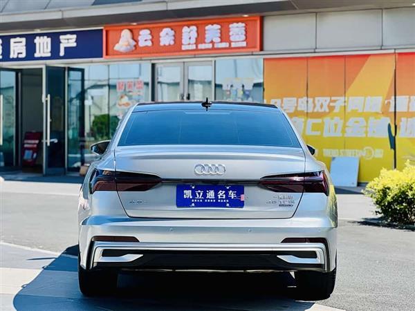 奥迪A6L 2023款 45 TFSI quattro 臻选动感型
