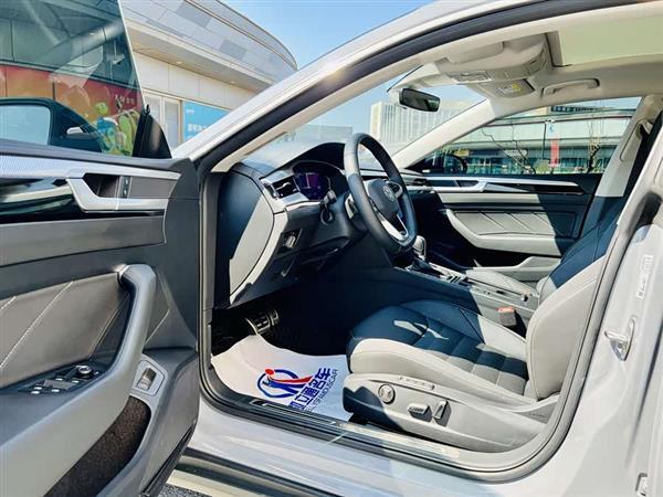 一汽-大众CC 2023款 猎装车 380TSI 猎心版