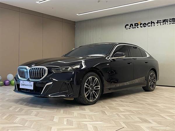 宝马5系 2024款 525Li M运动套装