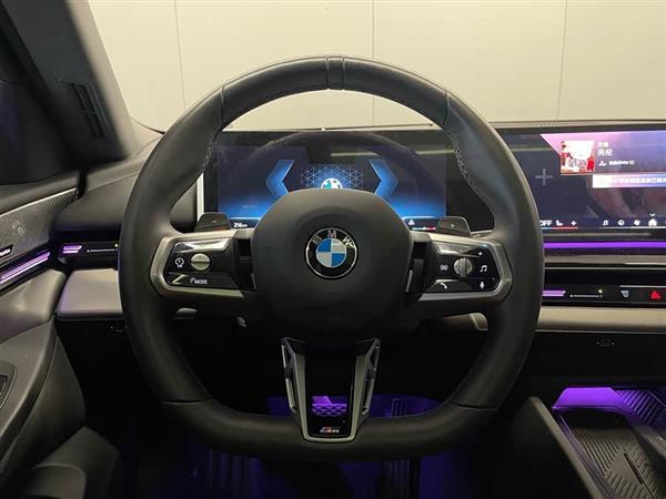 宝马5系 2024款 525Li M运动套装