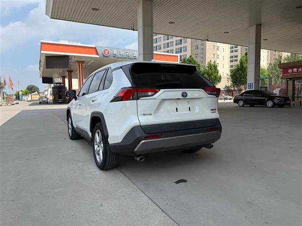 RAV4荣放 2021款 双擎 2.5L E-CVT两驱精英版