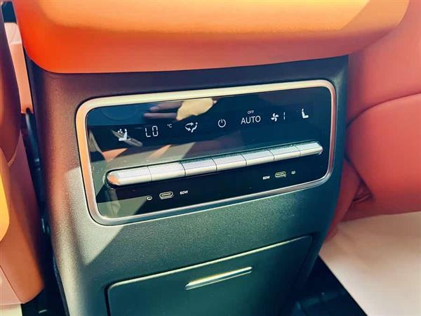 理想L7 2023款 Air