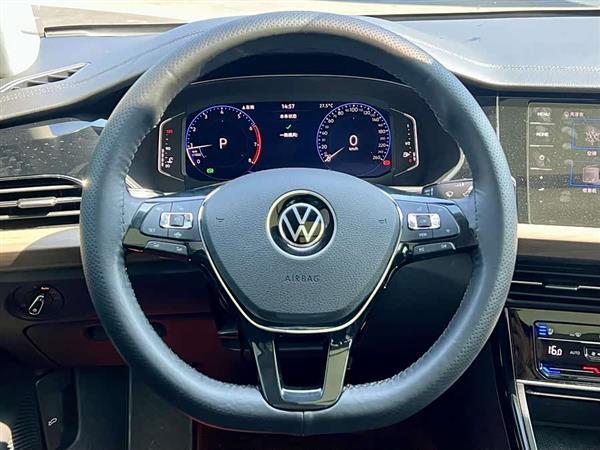 帕萨特 2021款 330TSI 豪华版