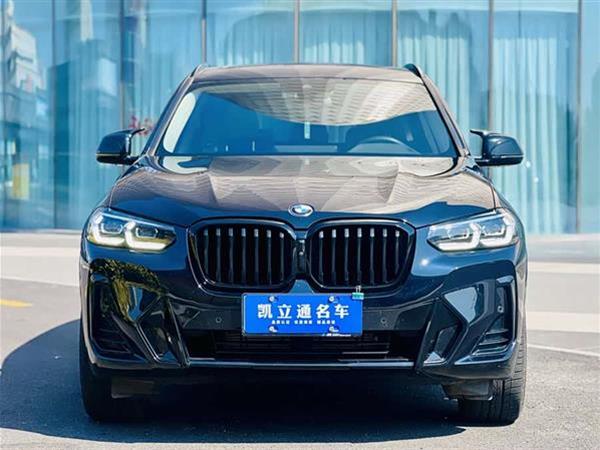宝马X3 2023款 xDrive30i 领先型 M曜夜套装