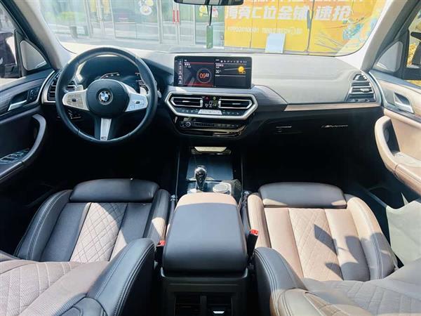 宝马X3 2023款 xDrive30i 领先型 M曜夜套装