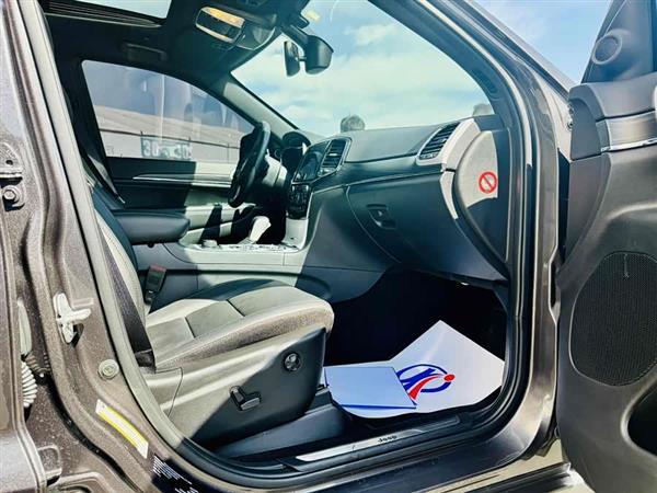 大切诺基(进口) 2020款 3.0L 精英导航版