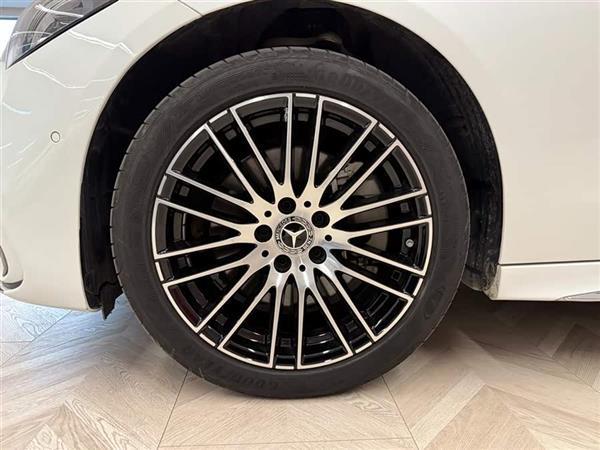 奔驰C级 2022款 改款 C 260 L 运动版