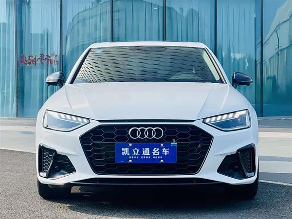 奥迪A4L 2022款 40 TFSI 豪华动感型