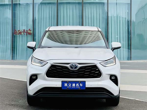 汉兰达 2022款 双擎 2.5L 两驱精英版 7座