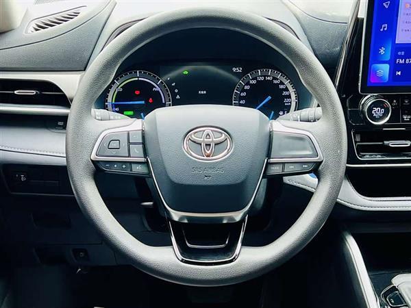 汉兰达 2022款 双擎 2.5L 两驱精英版 7座
