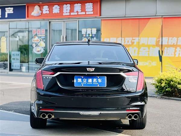 凯迪拉克CT6 2022款 28T 风尚型